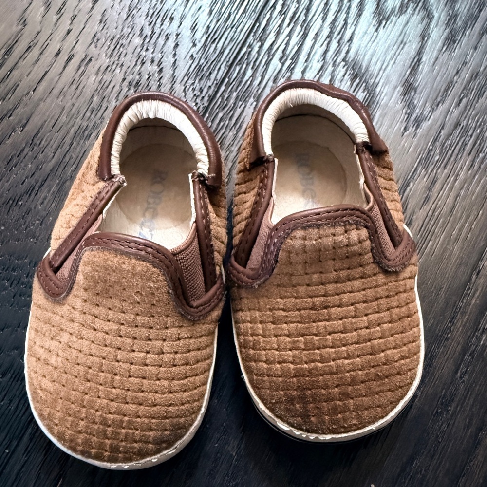 Robeez Brown Textured Baby Shoes